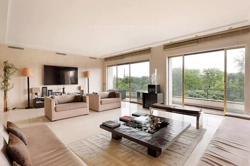 Appartement 5 pièces 173 m² · à Neuilly-sur-Seine · 173 m² · 2 950 000 €