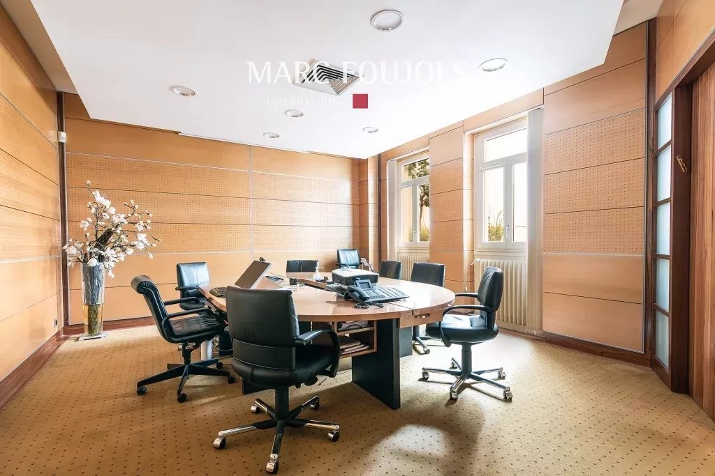 Paris VII Raspail - 259 m² of office or residential space - Vue 4