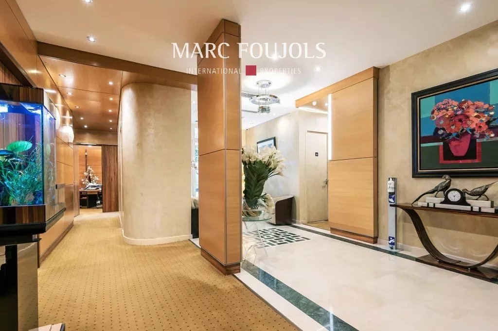 Paris VII Raspail - 259 m² of office or residential space - Vue 5