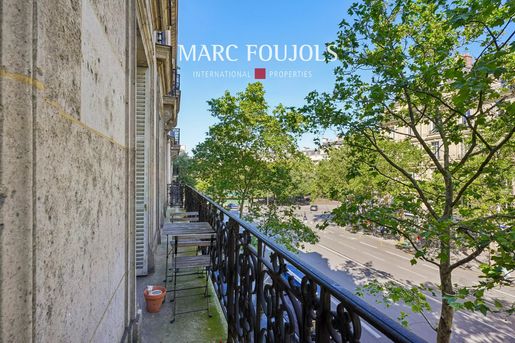 Appartement 5 pièces 155 m² · à Paris 8ème · 155 m² · 2 250 000 €