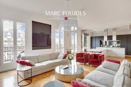 Appartement 5 pièces 170 m² · à Paris 8ème · 170 m² · 3 490 000 €