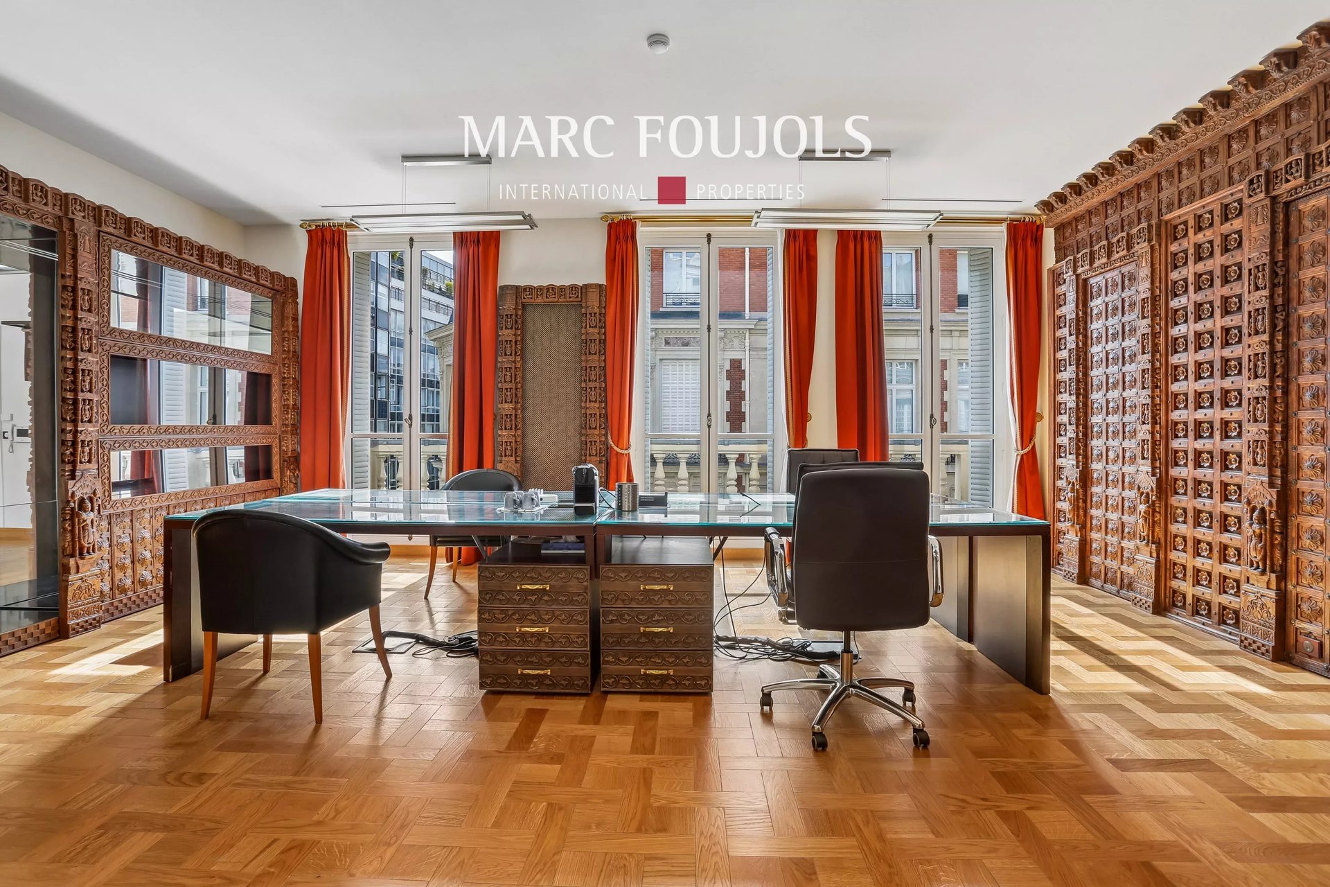 House in Paris 8 - View 2