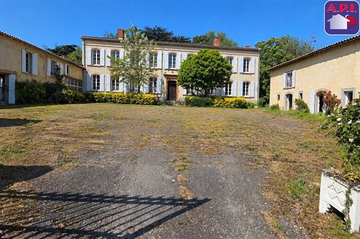 Maison 10 pièces 442 m² · à Saverdun · 442 m² · 819 000 €