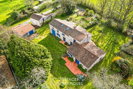 9 pièces 180 m² · à Nesmy · 180 m² · 459 000 €