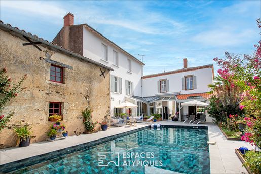 Maison 10 pièces 402 m² · à Saint-Fulgent · 402 m² · 640 000 €