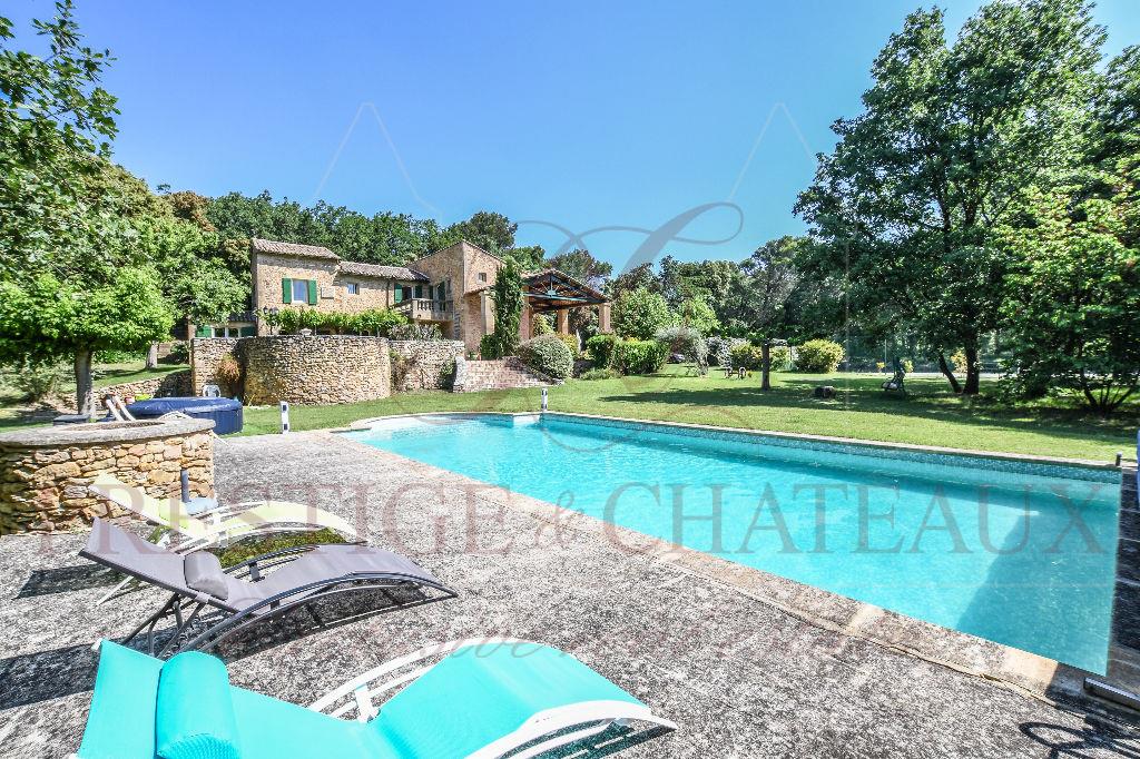Maison à vendre, 225m², Sainte-Cécile-les-Vignes