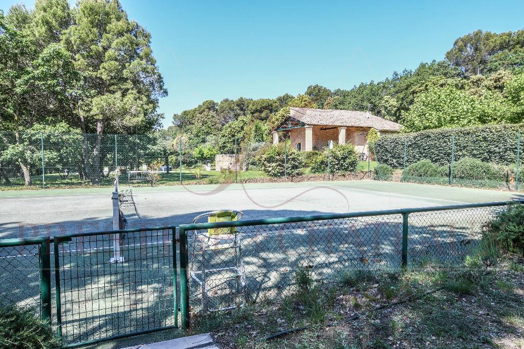 Maison à vendre, 225m², Sainte-Cécile-les-Vignes
