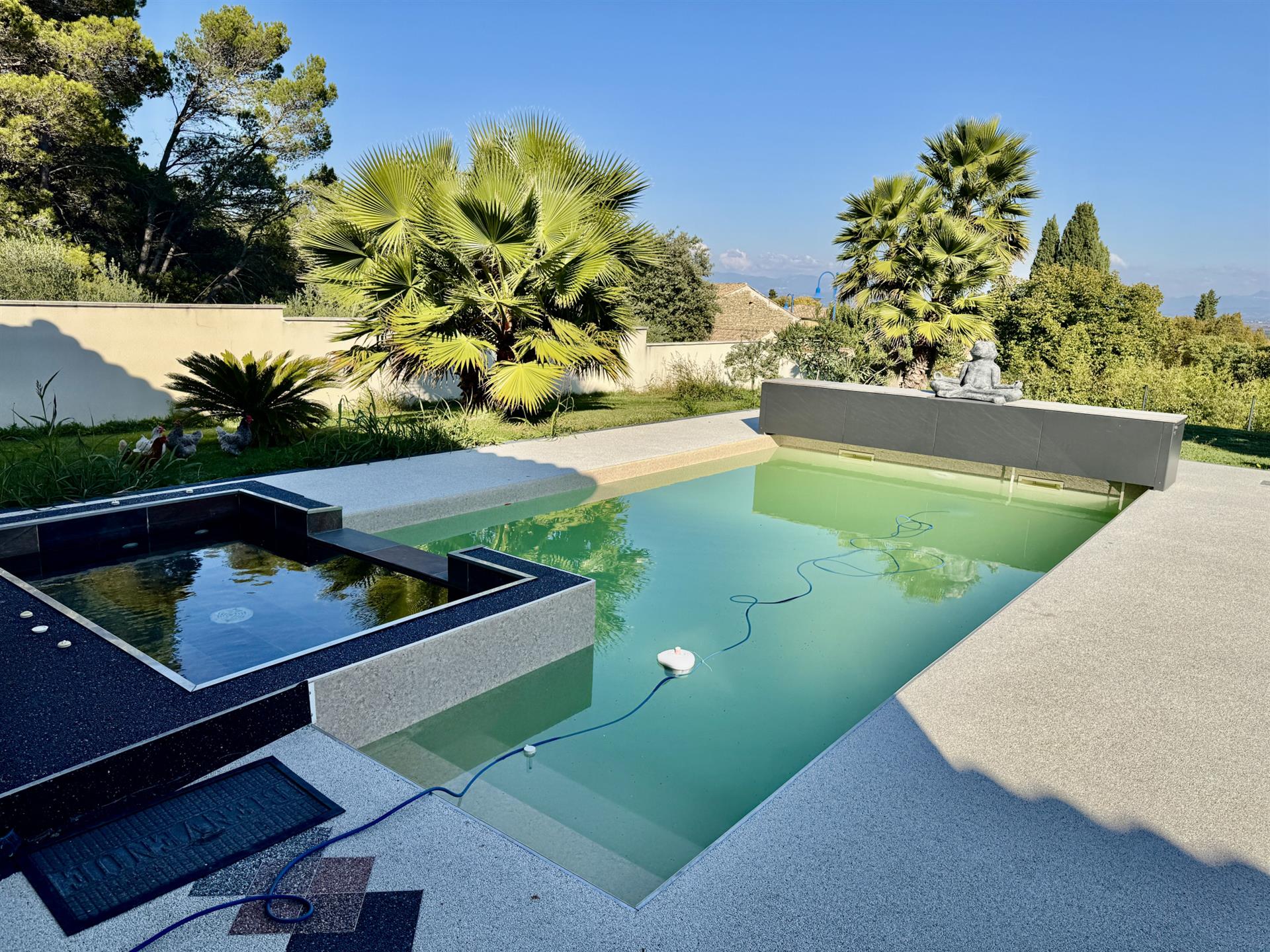 Maison à vendre, 203m², Sainte-Cécile-les-Vignes