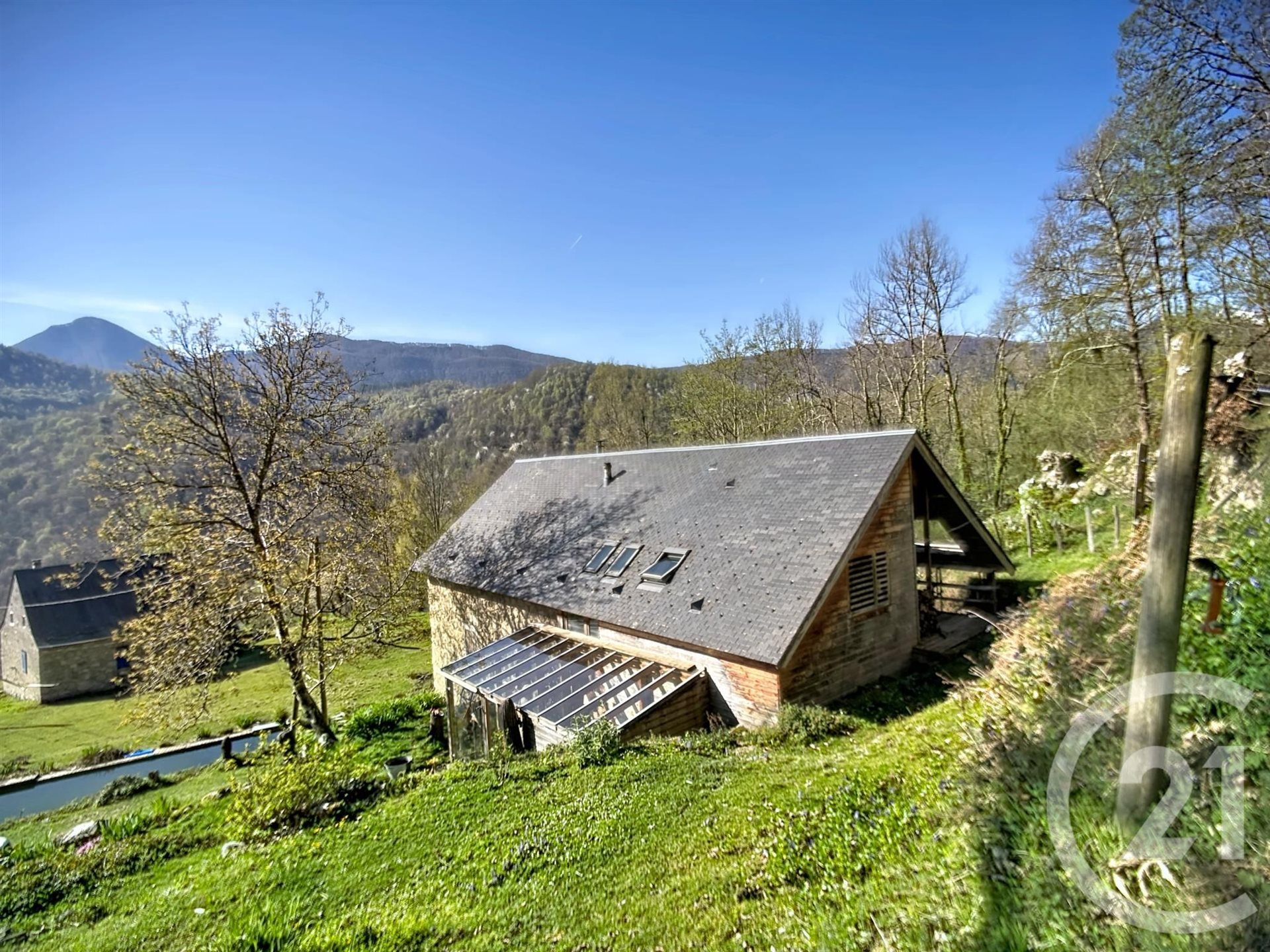 Maison à vendre, 227m², Ercé