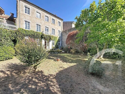 Maison 12 pièces 393 m² · à Saint-Girons · 393 m² · 270 000 €