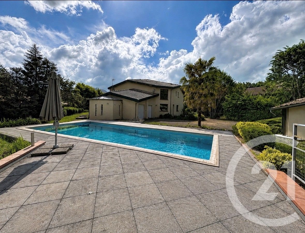 Maison à vendre, 276m², Oust