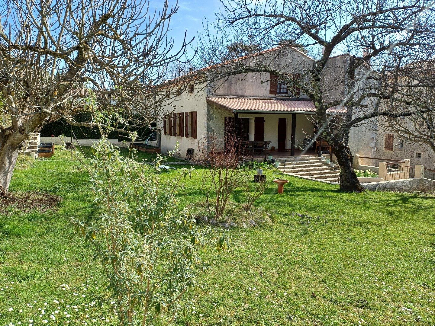 Maison à vendre, 174m², Ginoles