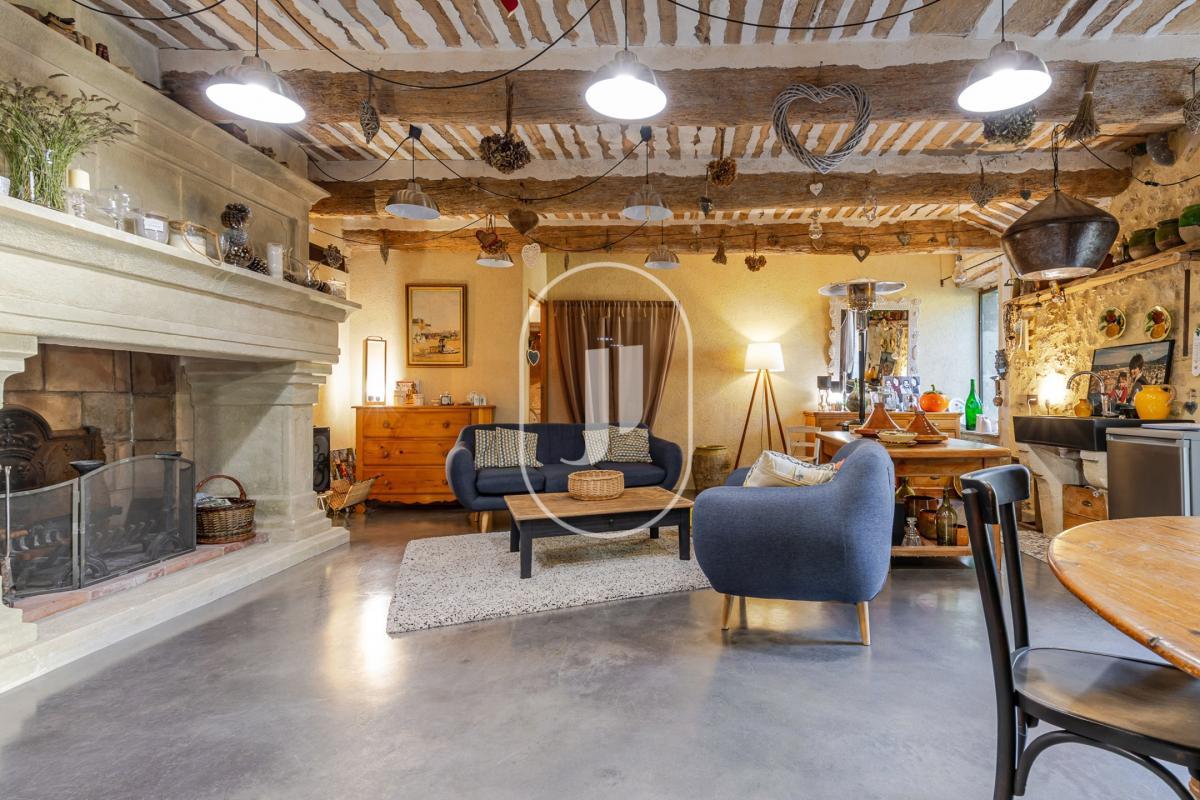 Maison à vendre, 285m², Robion
