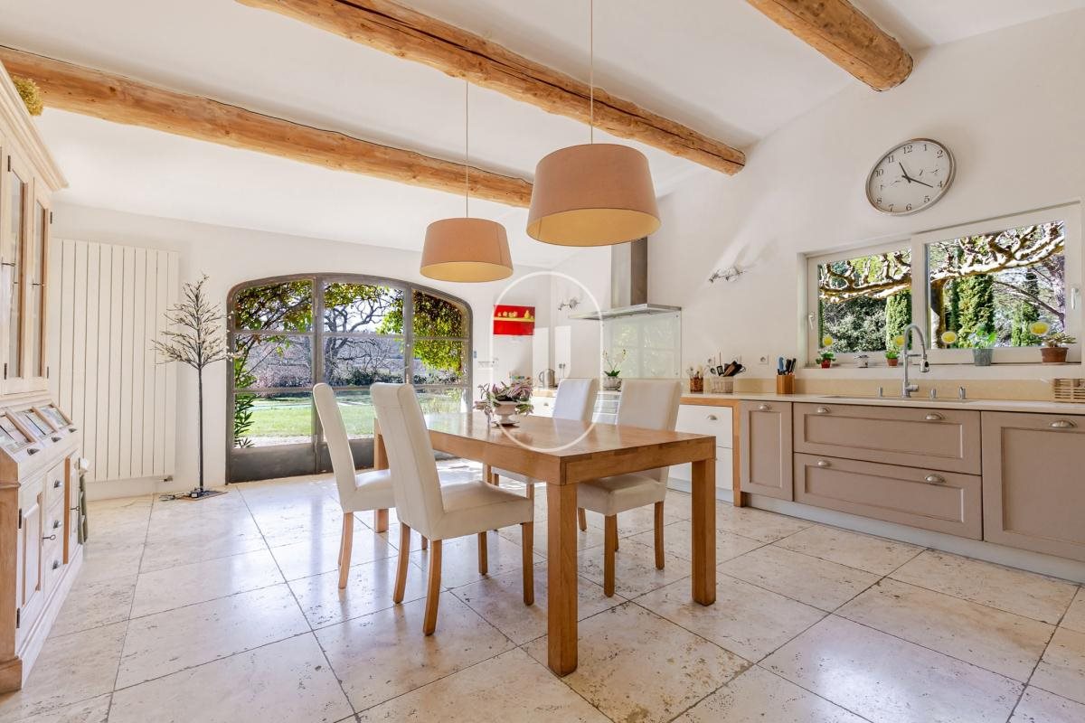 Maison à vendre, 331m², Cucuron