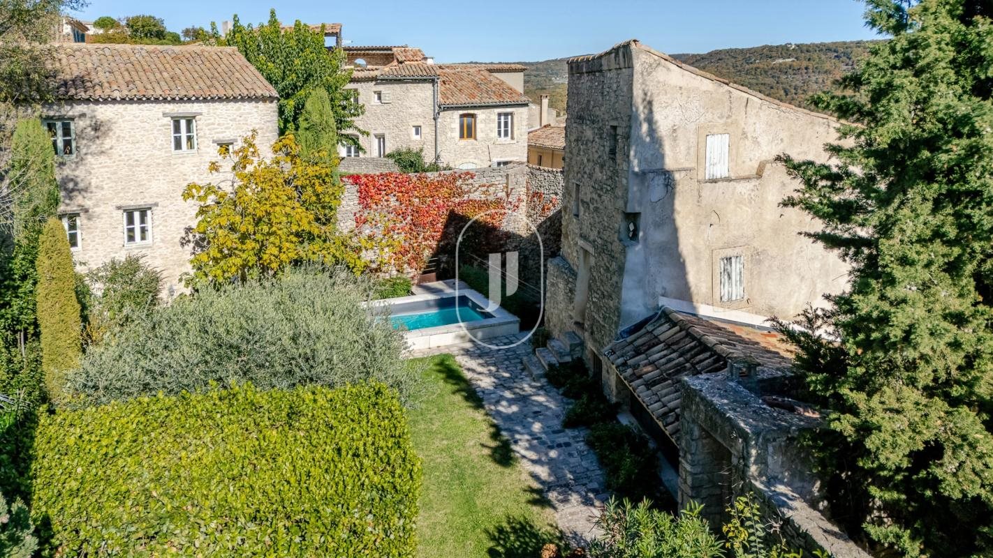 Maison à vendre, 335m², Saint-Martin-de-Castillon