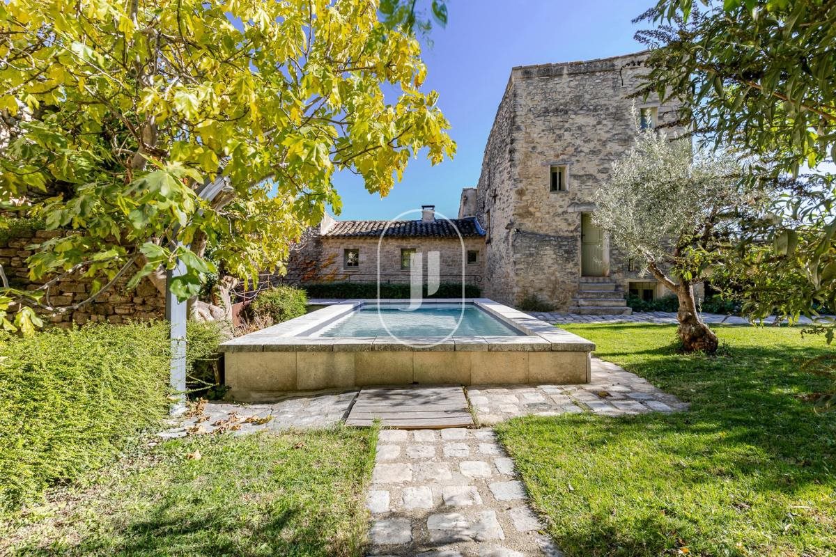 Maison à vendre, 335m², Saint-Martin-de-Castillon