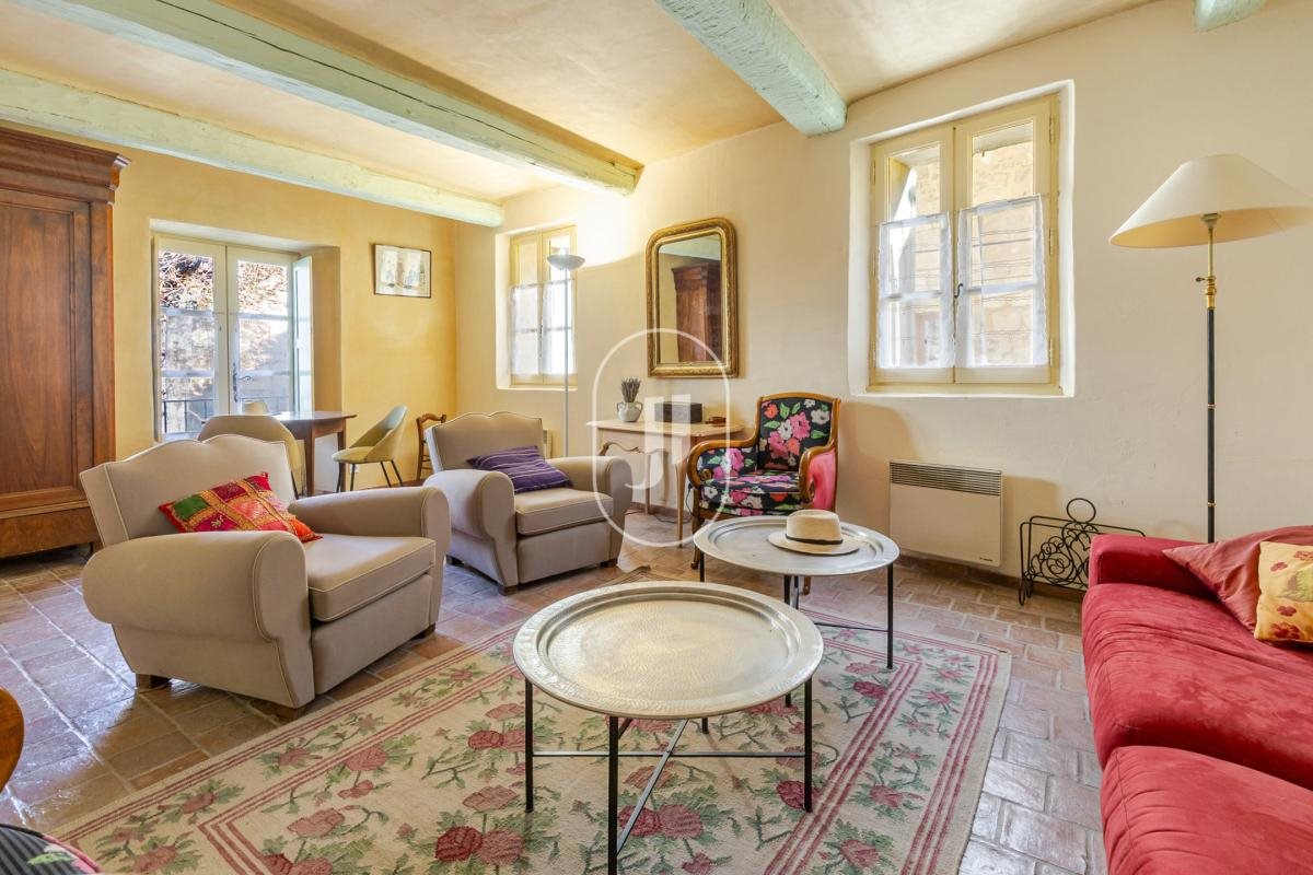 Maison à vendre, 335m², Saint-Martin-de-Castillon