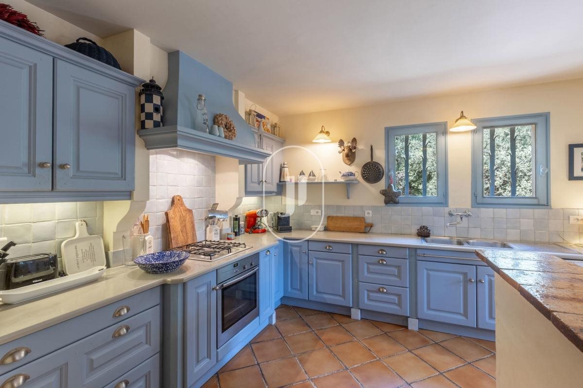 Maison à vendre, 188m², Cabrières-d'Avignon