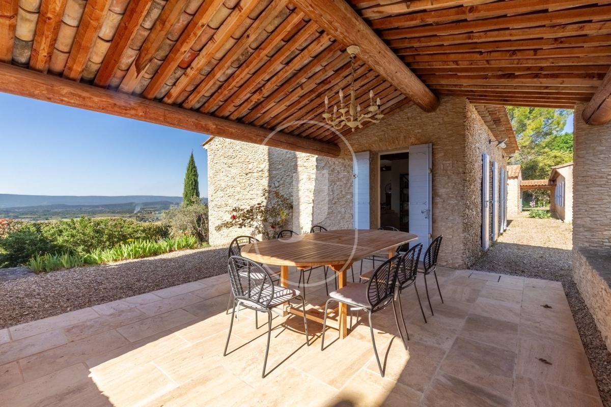 Maison à vendre, 380m², Saint-Saturnin-lès-Apt