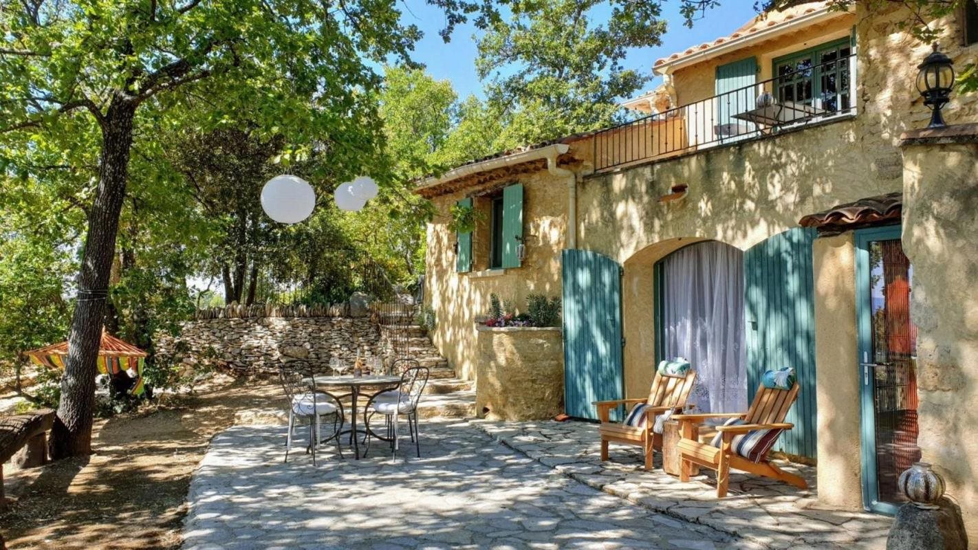 Maison à vendre, 245m², Saint-Saturnin-lès-Apt