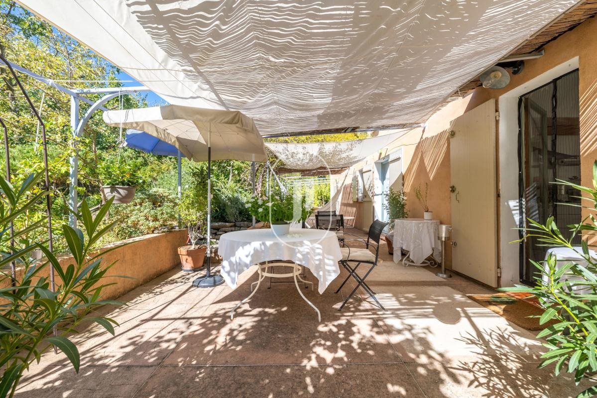 Maison à vendre, 180m², Saignon