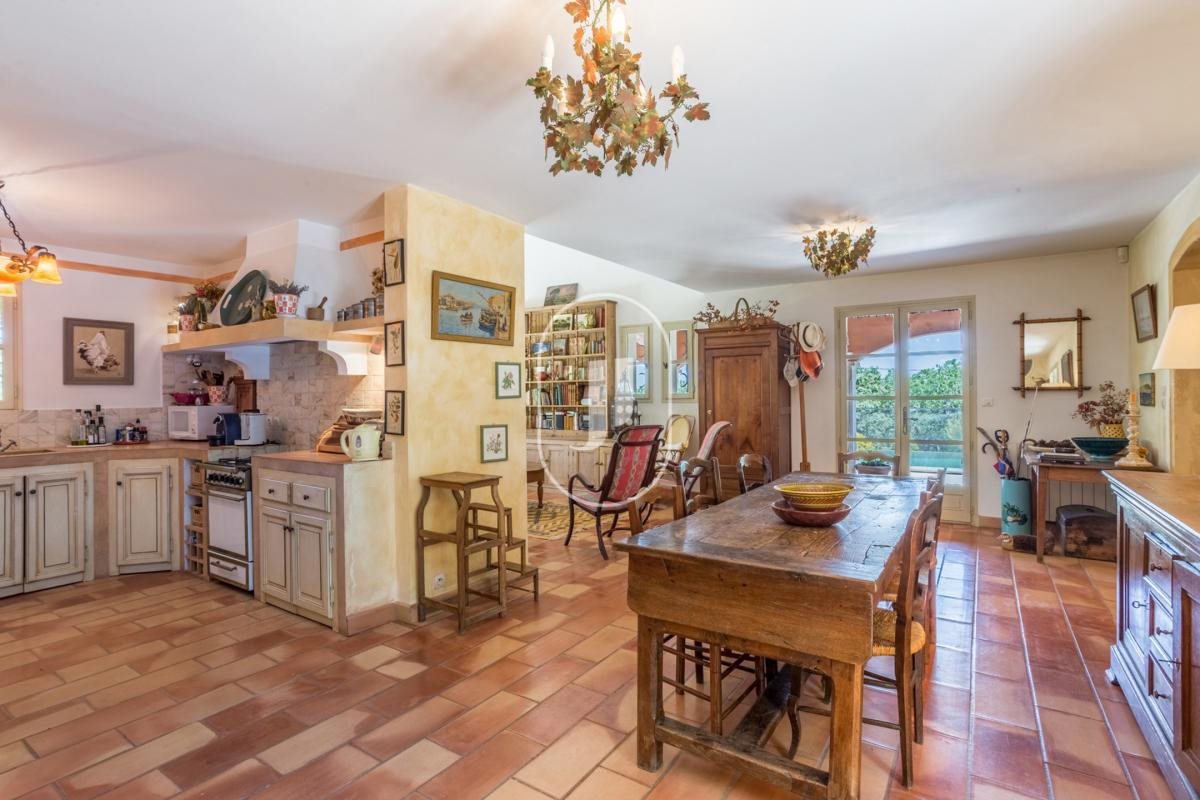 Maison à vendre, 156m², Bonnieux
