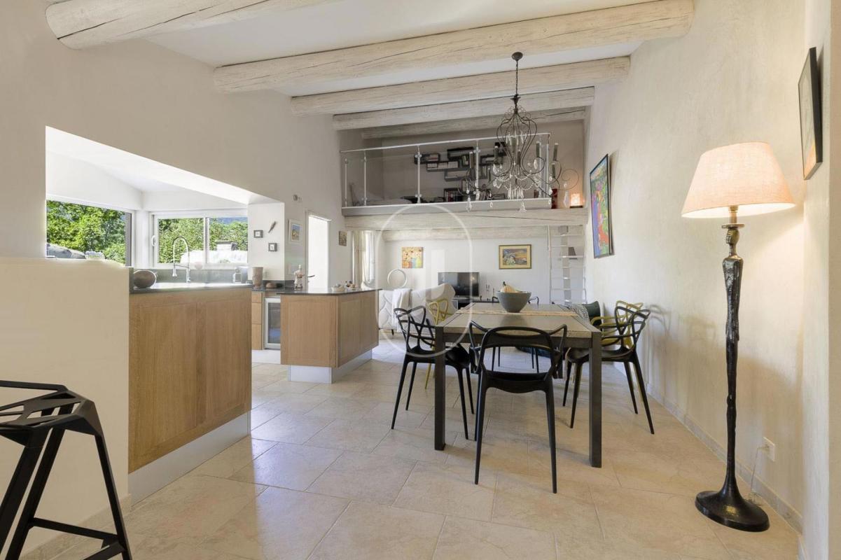 Maison à vendre, 124m², Cucuron
