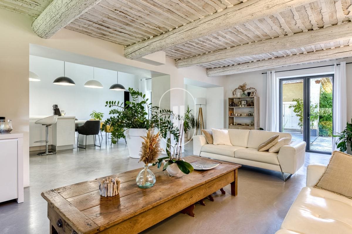 Maison à vendre, 330m², Robion