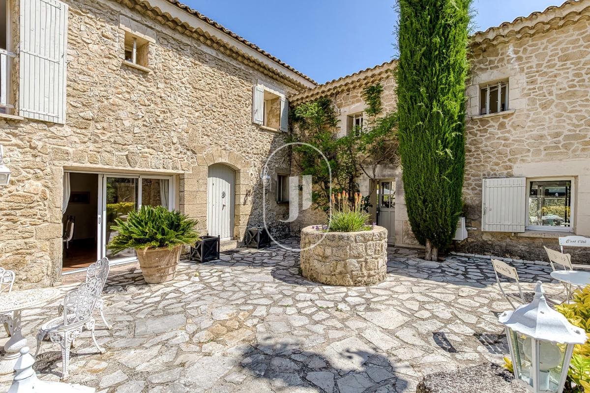Maison à vendre, 367m², Taillades