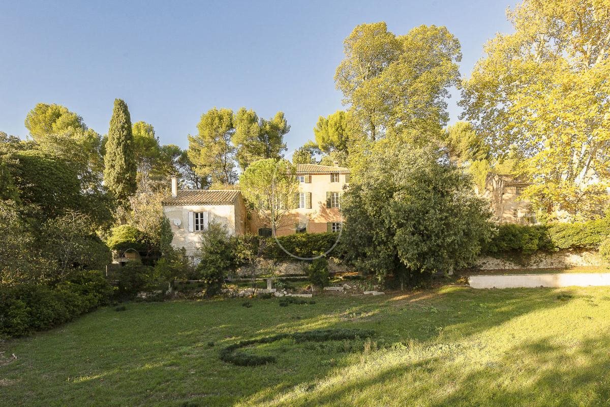 Maison à vendre, 530m², Vaugines