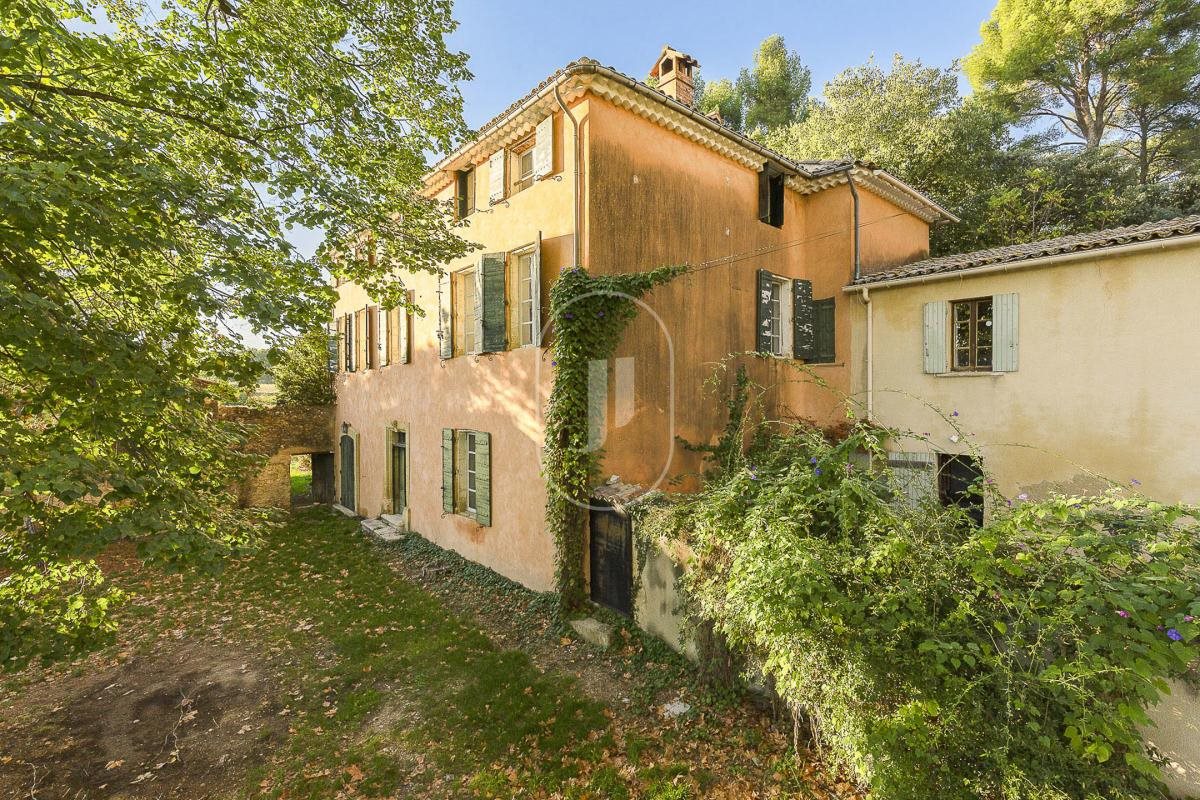 Maison à vendre, 530m², Vaugines