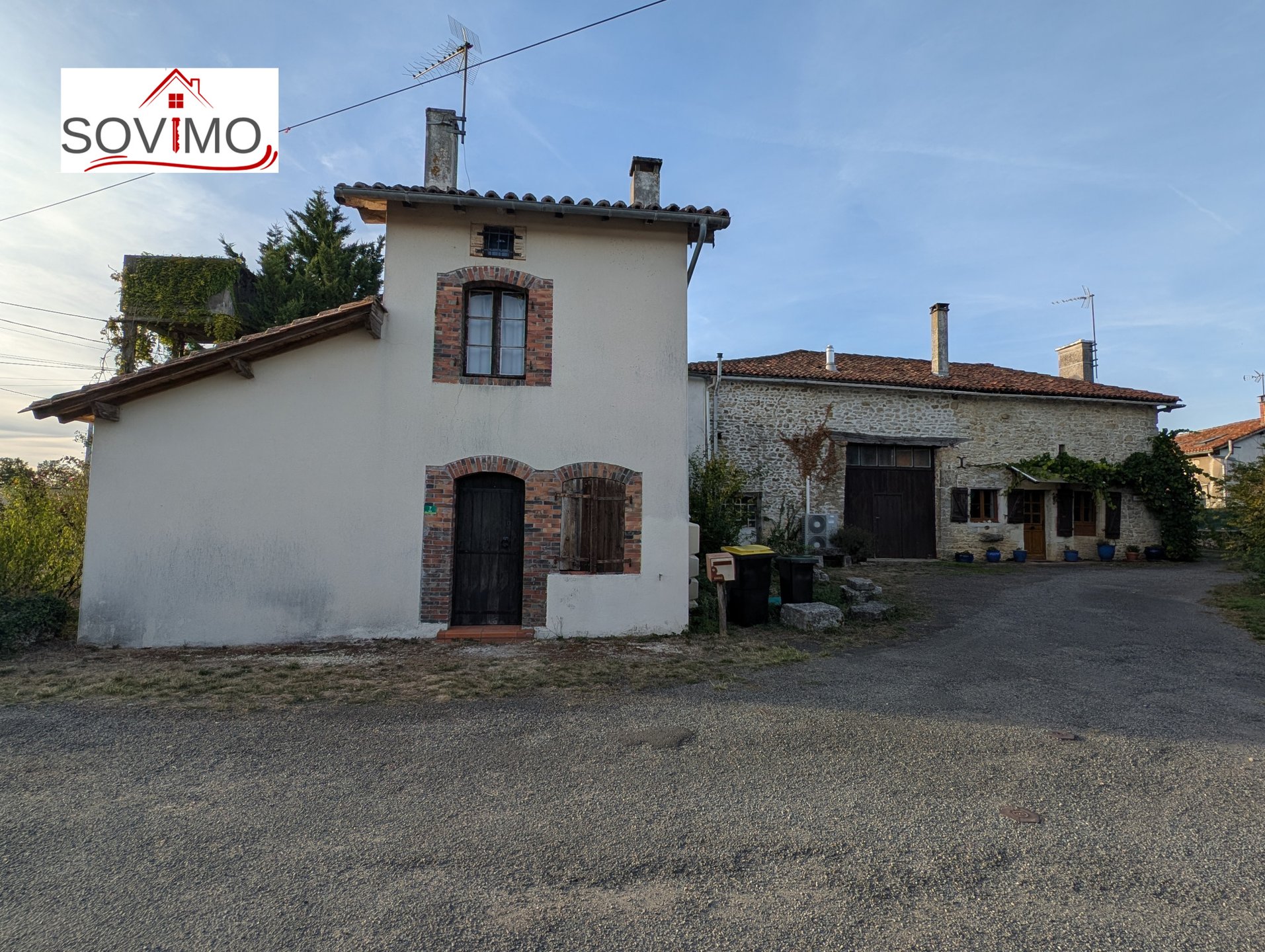 Maison à vendre, 300m², Saint-Laurent-de-Céris