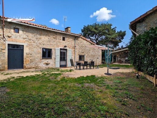 Maison 3 pièces 96 m² · à Saint-Claud · 96 m² · 178 200 €