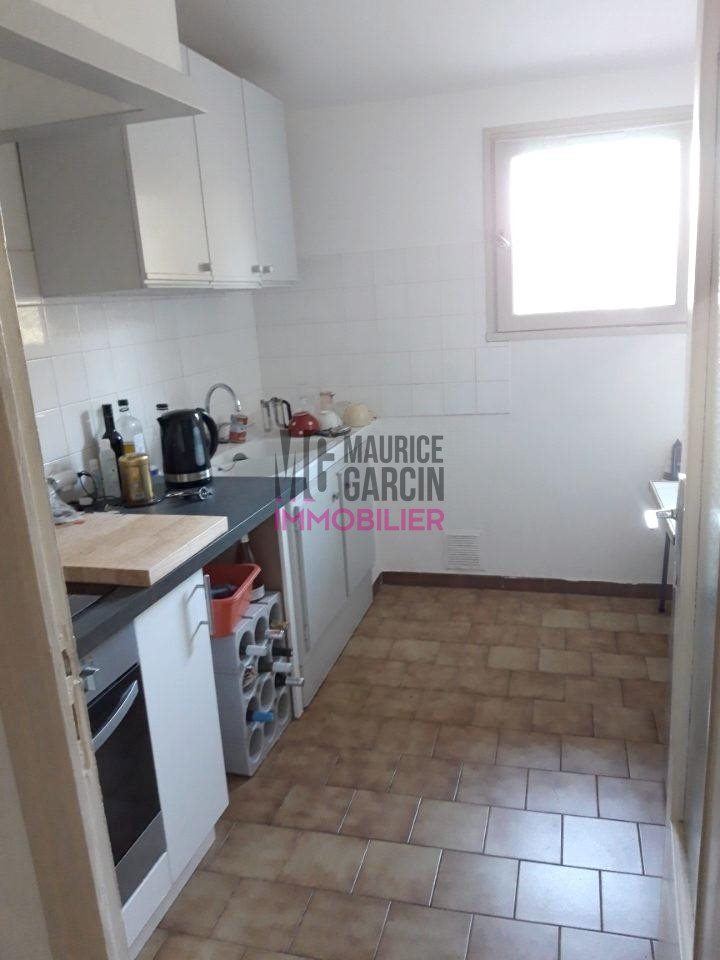 Appartement à louer, 58m², Pernes-les-Fontaines