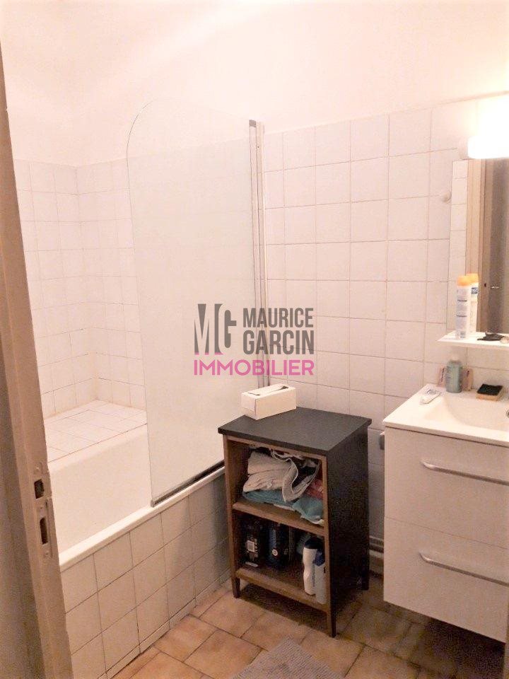 Appartement à louer, 58m², Pernes-les-Fontaines