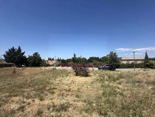 Terrain 366 m² · à Saint-Didier · 366 m² · 151 000 €