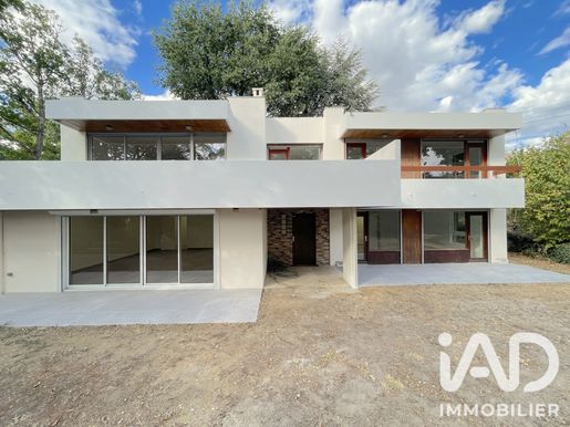 Maison 6 pièces 213 m² · à Saulx-les-Chartreux · 213 m² · 730 000 €