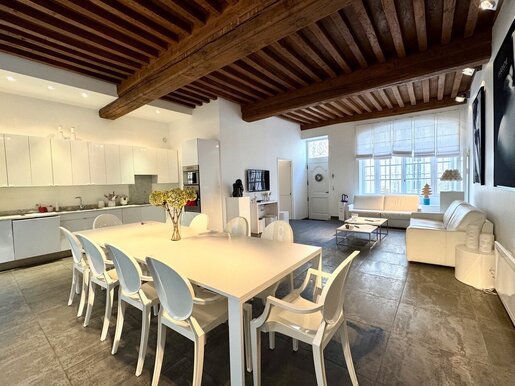 Maison 5 pièces 177 m² · à Beaune · 177 m² · 890 000 €