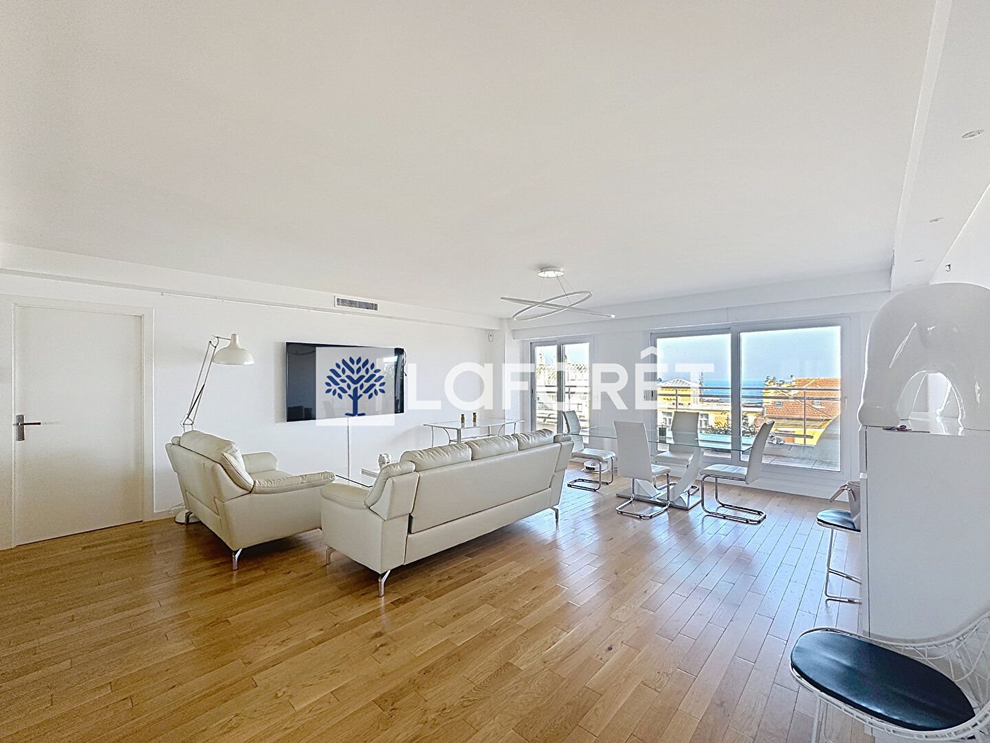 Appartement à louer, 97m², Beausoleil