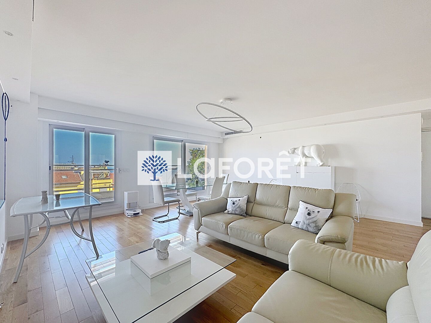 Appartement à louer, 97m², Beausoleil