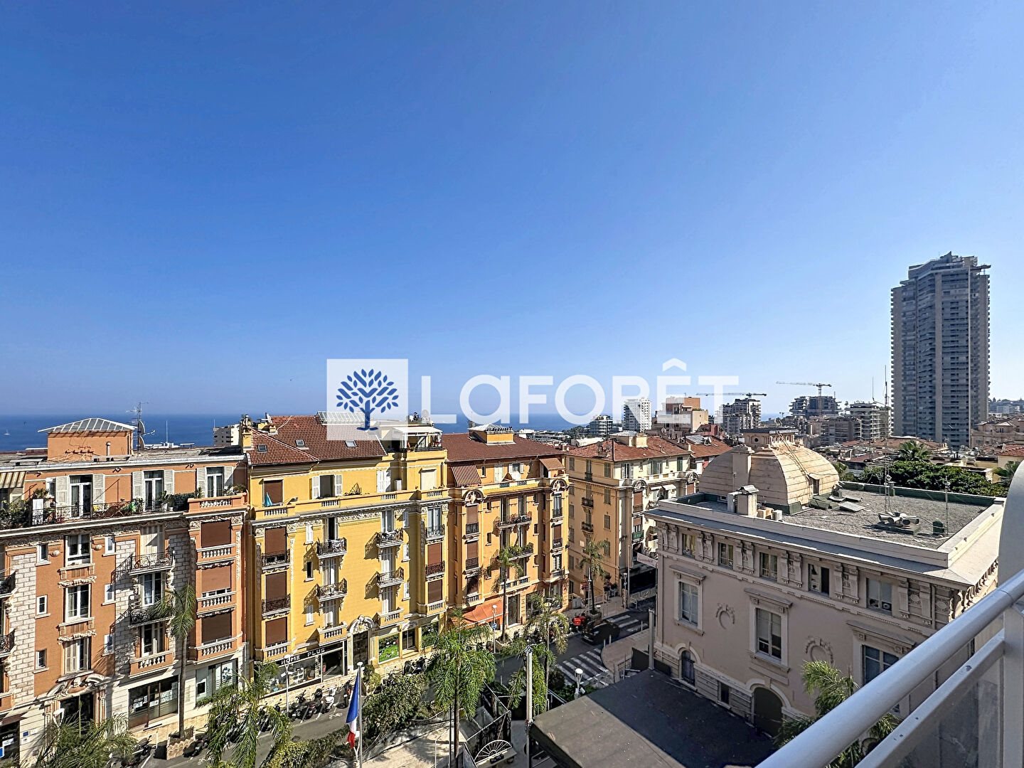 Appartement à louer, 97m², Beausoleil