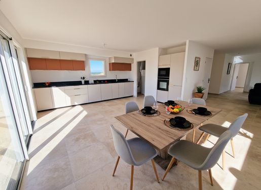 Maison 4 pièces 94 m² · à Rognac · 94 m² · 488 000 €