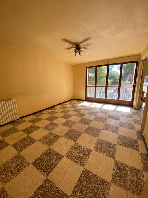 Appartement 4 pièces 90 m² · à Marseille 14ème · 90 m² · 119 000 €
