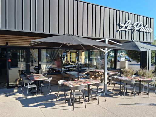Local commercial 300 m² · à Marignane · 300 m² · 299 999 €