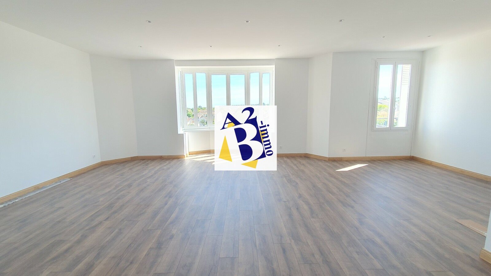 Appartement à vendre, 123m², Angoulême