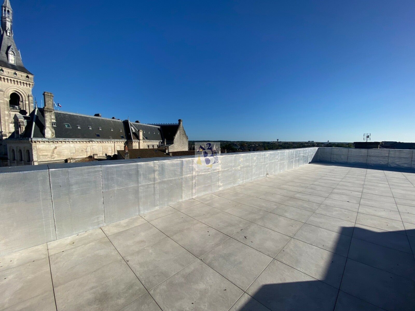 Maison à vendre, 1055m², Angoulême