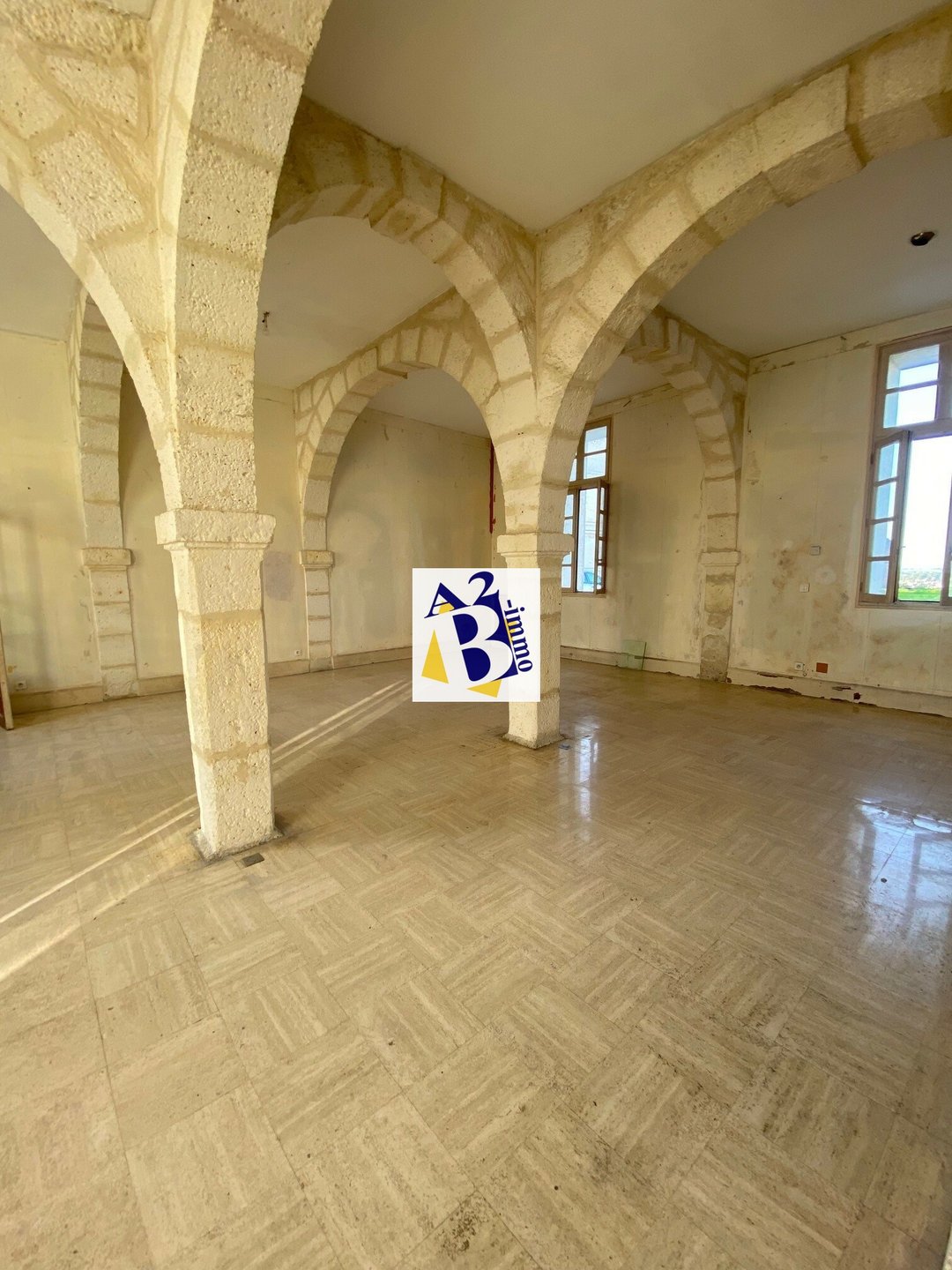 Maison à vendre, 330m², Angoulême