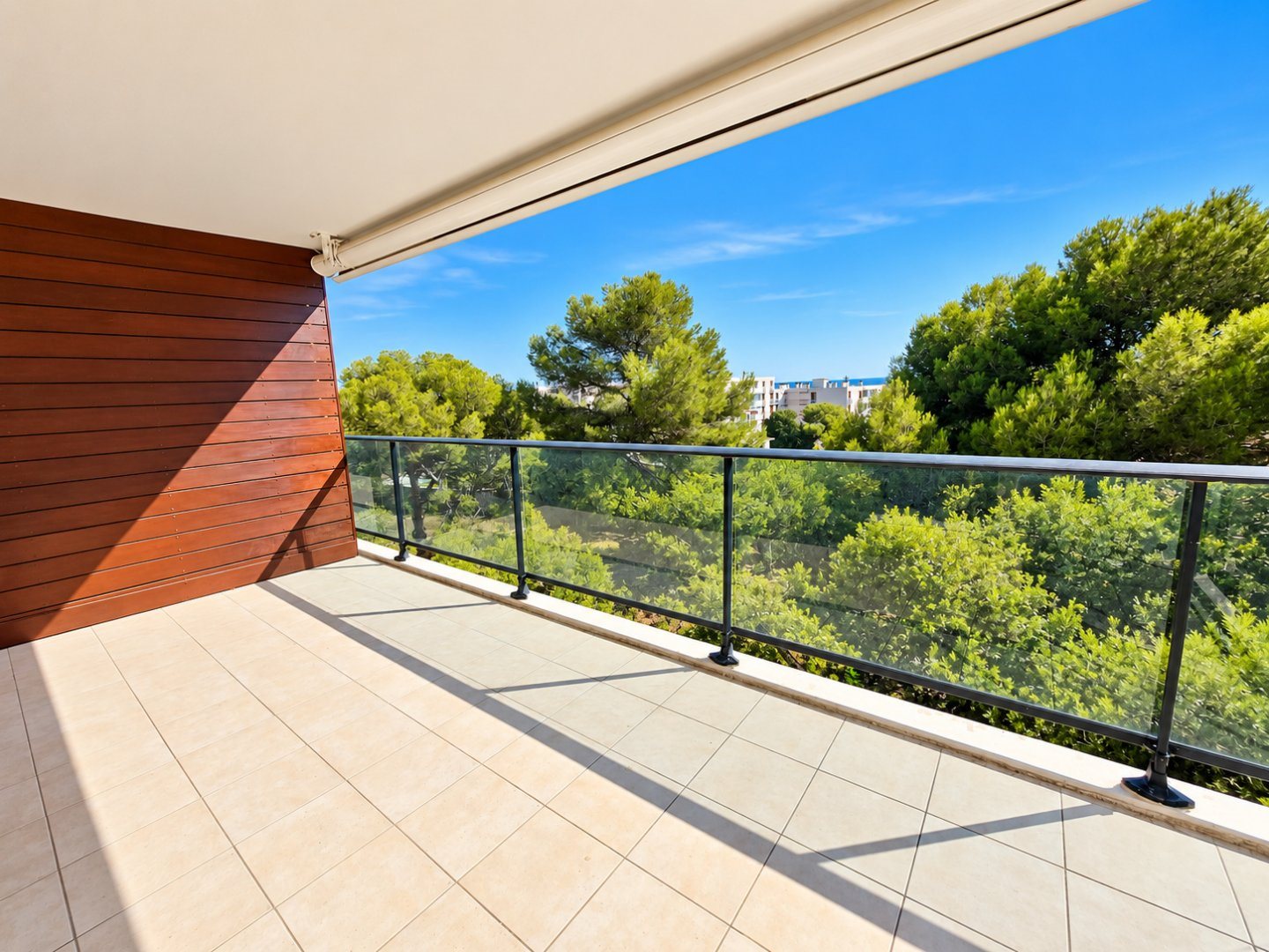 Corniche, upscale residence, 4-room apartment with terrace sea view, garage and parking - Vue 5