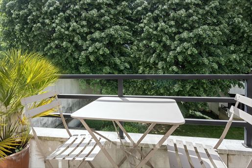 Maison 4 pièces 76 m² · à Paris 17ème · 76 m² · 920 000 €