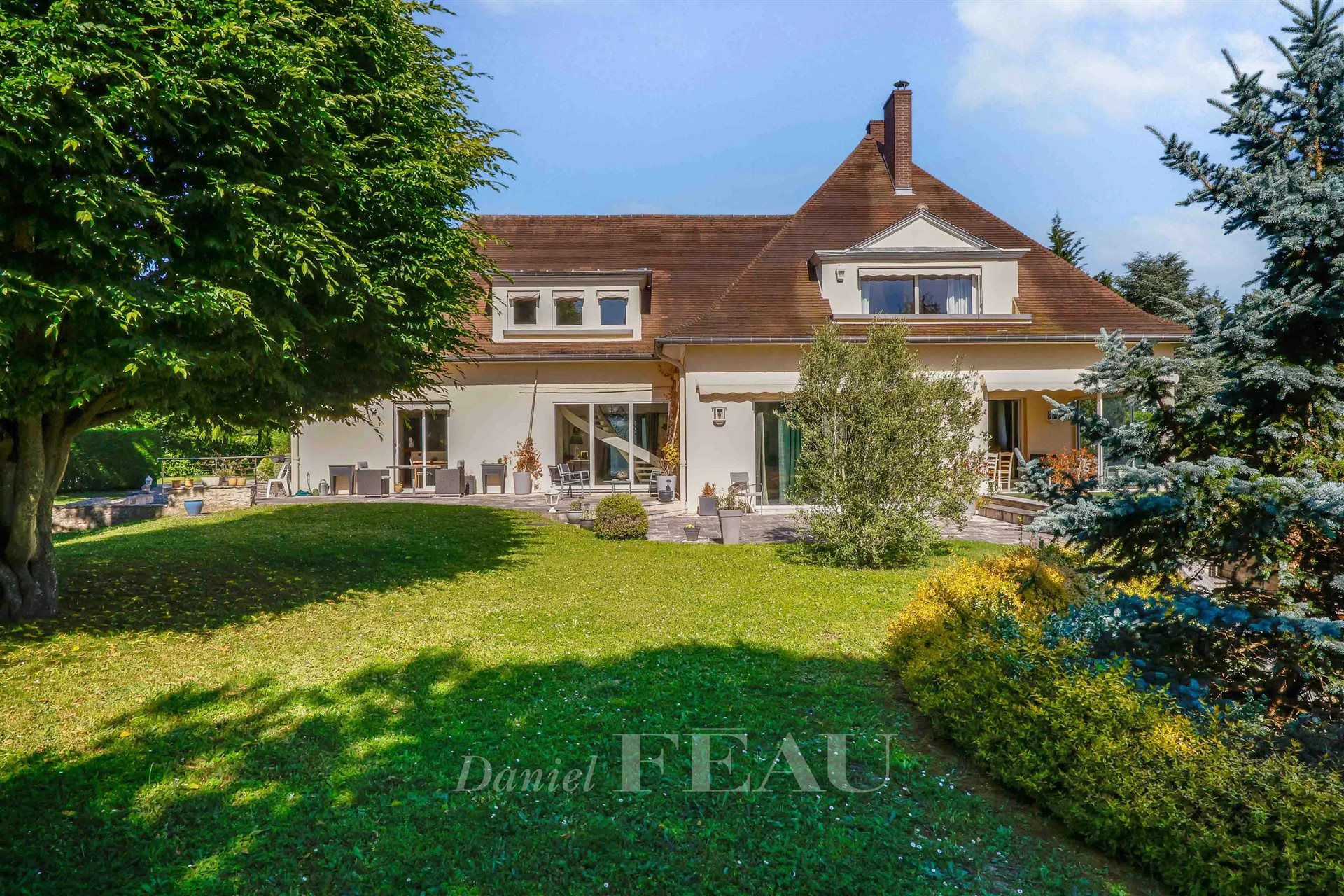 Maison à vendre, 291m², Crespières